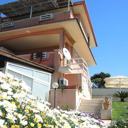 Le Ninfe Bed And Breakfast Anzio Buitenkant foto