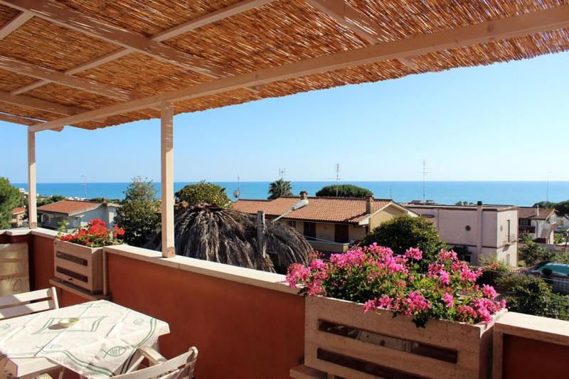 Le Ninfe Bed And Breakfast Anzio Buitenkant foto